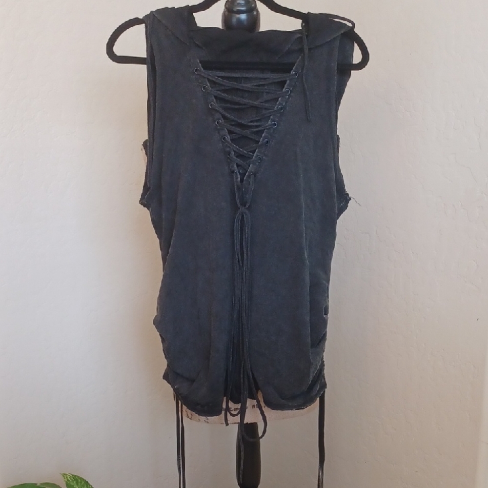 DOLLSKILL DARKER WAVES XXL SWITCH LACE UP ROMPER